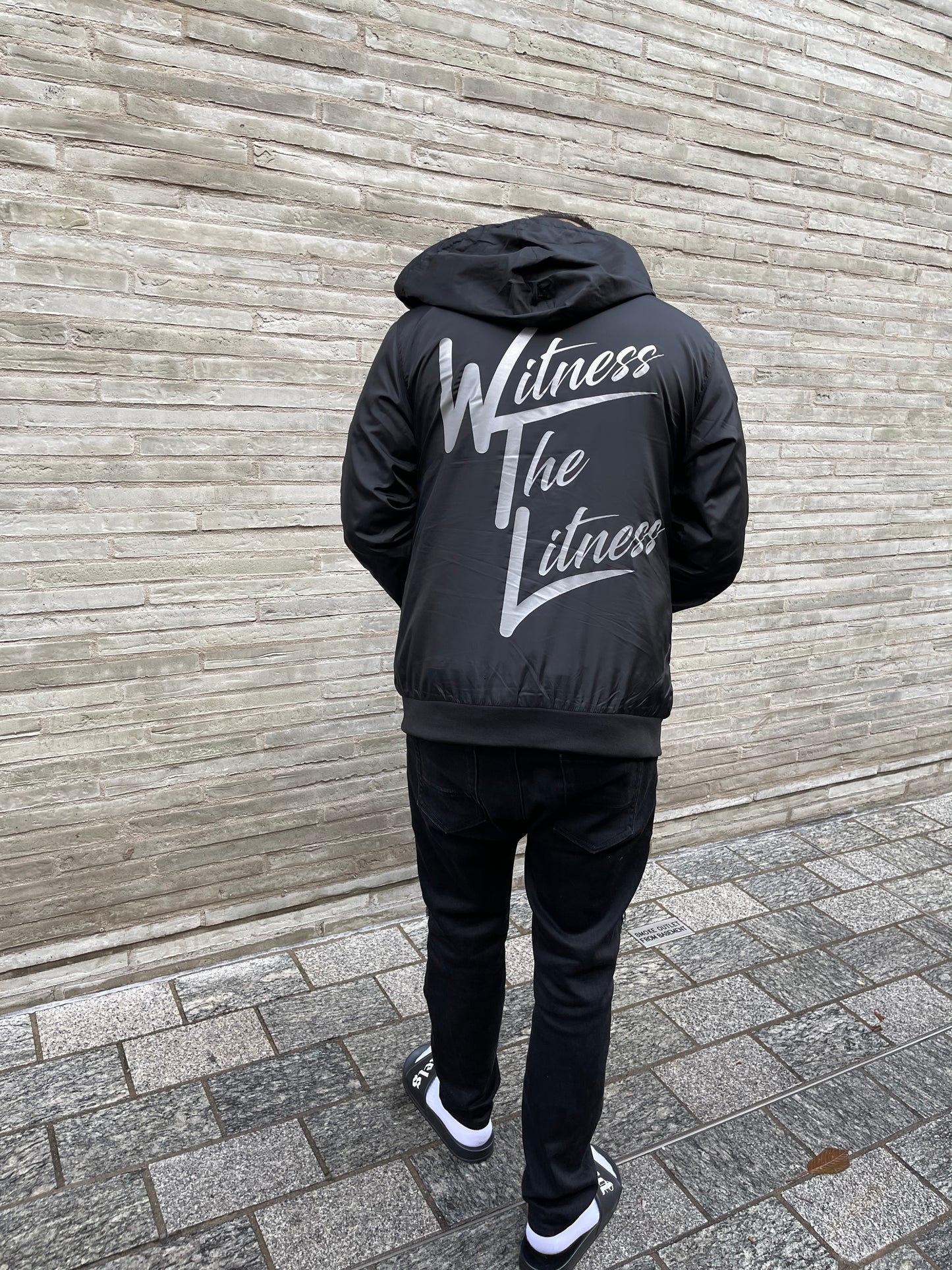 'WTL' Logo Windbreaker - Black/White